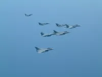 VFA-131 Wildcats Hornet AG-405, VF-143 Pukin' Dogs Tomcat AG-103 (161421), 3x Rafale M, 2x Super Étendard Modernisé
