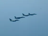 VFA-131 Wildcats Hornet AG-405, VF-143 Pukin' Dogs Tomcat AG-103 (161421), 1x Rafale M